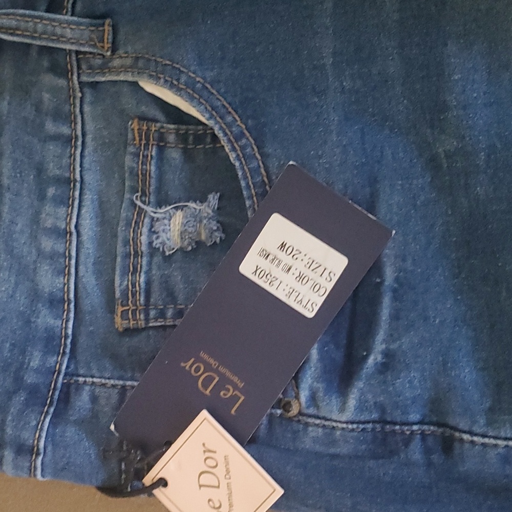 NwT Denim Jeans